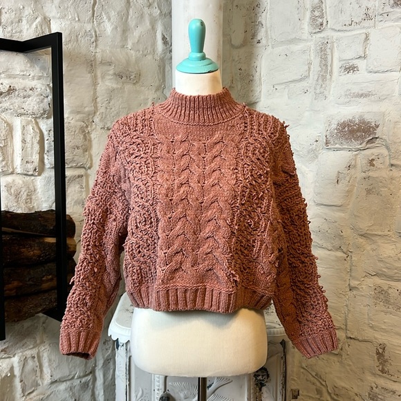 POL Sweaters - POL | Chenille Chunk Knit Cropped Sweater